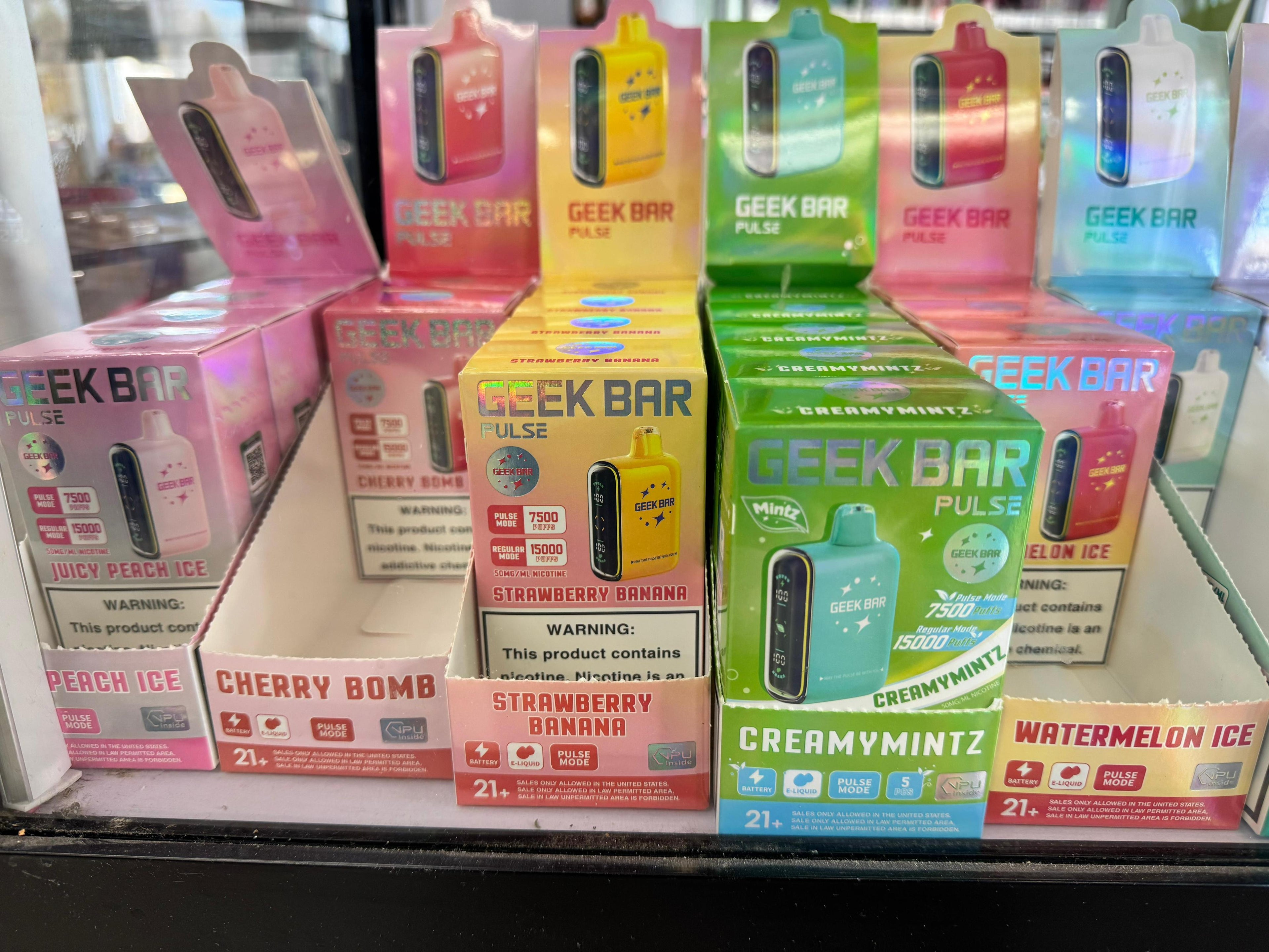 Geek bar Pulse Disposable | 15K Puffs