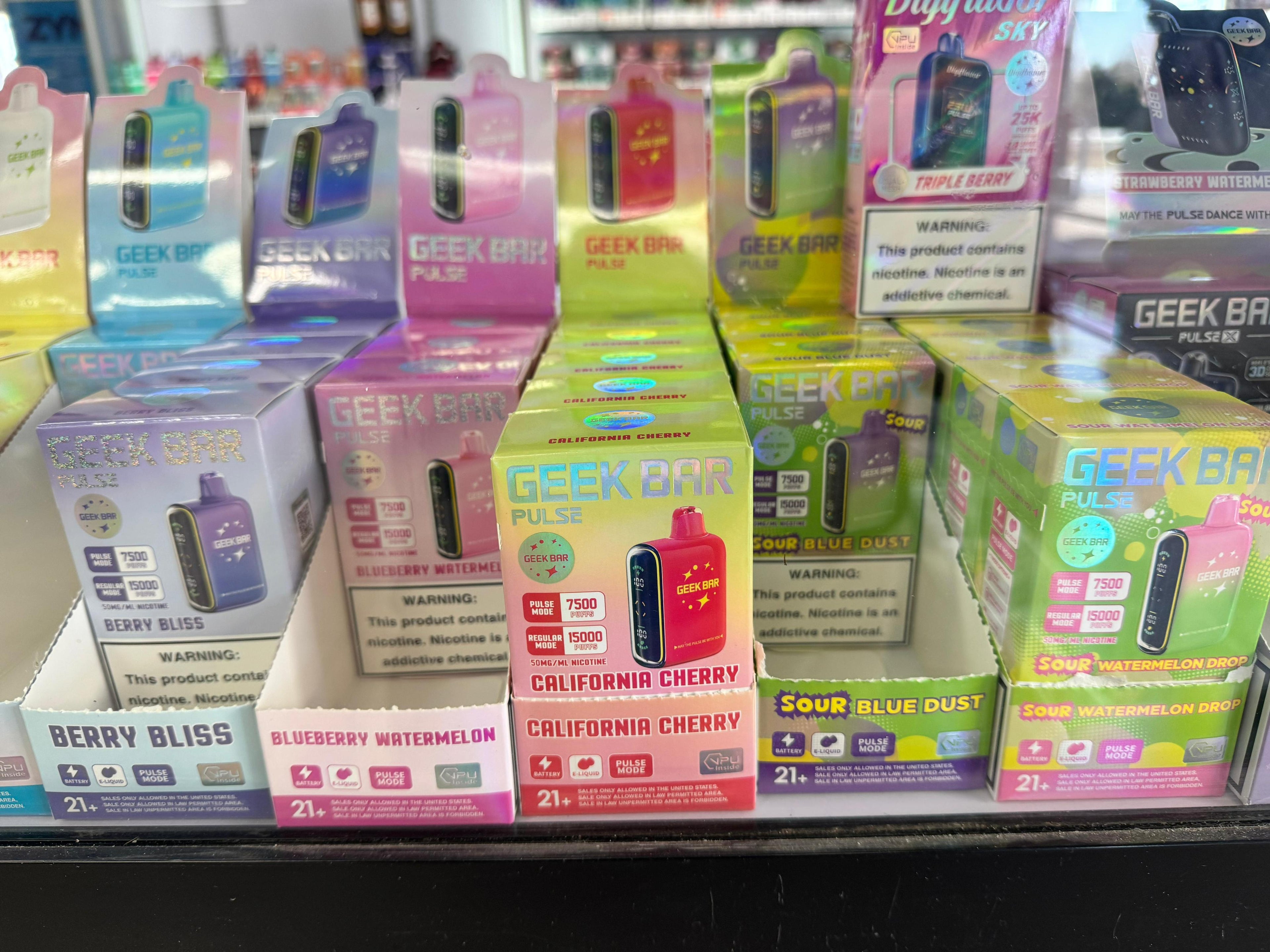 Geek bar Pulse Disposable | 15K Puffs